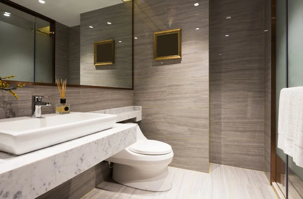 Soft white bathroom concept with open shelving and soaking tub